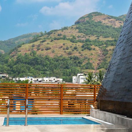 Saffronstays Urja, Lonavala - Private Villa With 2 Pools, Spa Room, Private Elevator & Waterfall Exterior foto